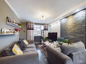 Photo 5- click for photo gallery